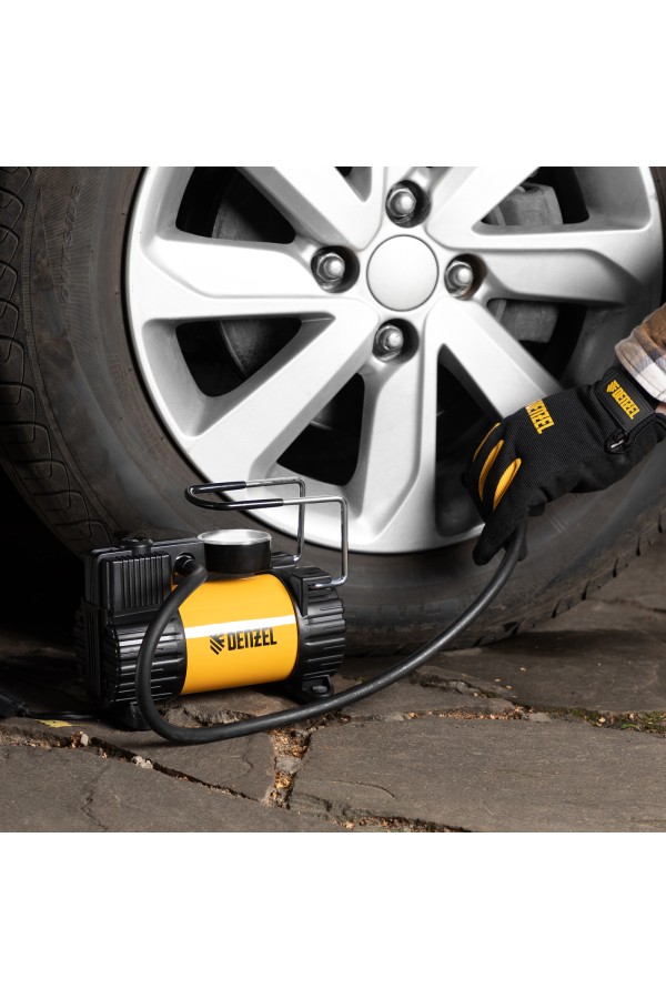 Компрессор автомобильный AC-37, 12 В, 7 атм, 37 л/мин, автомобильный предохранитель Denzel