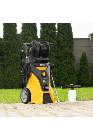 Моечная машина высокого давления R-210iD, 2600 Вт, 210 бар, 8.0 л/мин, асинхронный двигатель, барабан Denzel