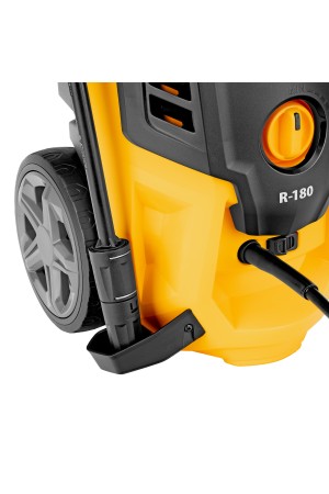 Моечная машина высокого давления R-180, 2200 Вт, 180 бар, 380 л/ч, колесная// Denzel