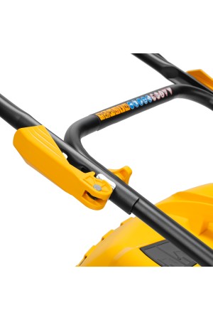 Газонокосилка бензиновая GLD-460, 146 куб.см, ширина 46 см, ручная, 7 уровней, травосборник 50 л Denzel