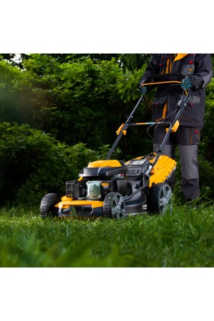 Газонокосилка бензиновая GLD-520SP, 196 куб.см, ширина 52 см, привод, 7 уровней,травосборник 60 л Denzel