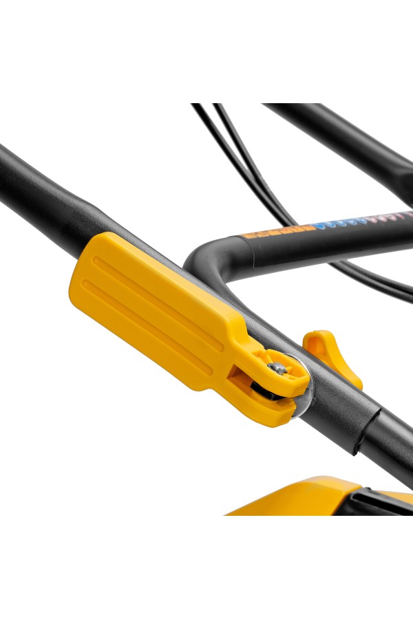 Газонокосилка бензиновая GLD-520SP, 196 куб.см, ширина 52 см, привод, 7 уровней,травосборник 60 л Denzel