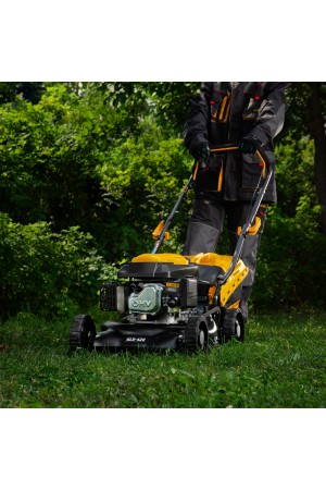 Газонокосилка бензиновая GLD-420, 146 см3, ширина 42 см, 40 л Denzel