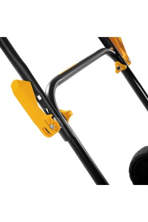 Газонокосилка бензиновая GLD-560, 196 см3, ширина 56 см Denzel