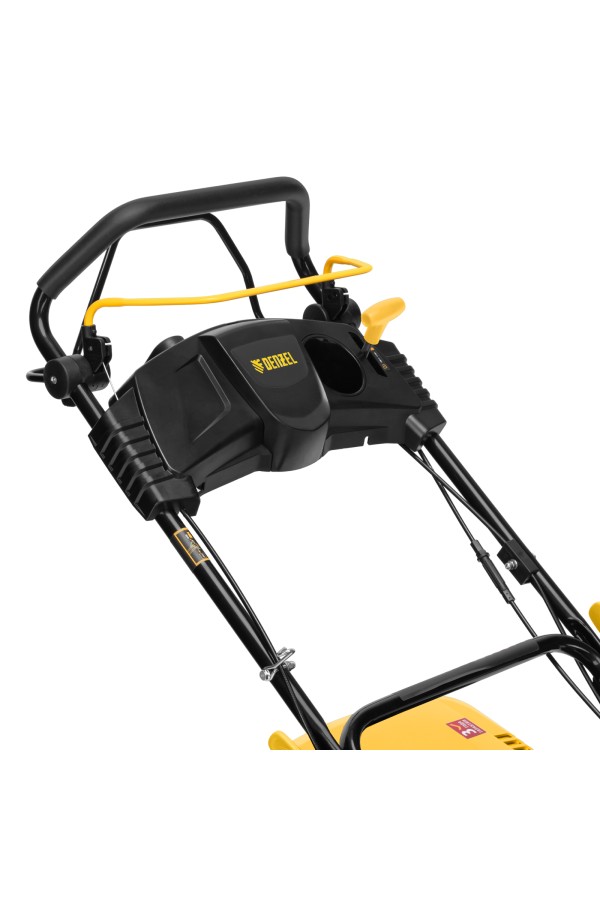 Бензиновая газонокосилка GLT-460SP-T, Trike 149 см3, 46 см, привод, панель, 60л Denzel 