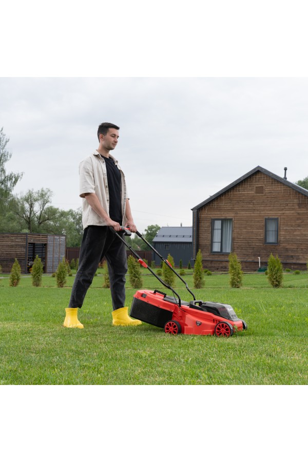Газонокосилка аккумуляторная бесщеточная CLM-320, 320 мм, травосб. 30 л, Li-Ion, 20 В MTX