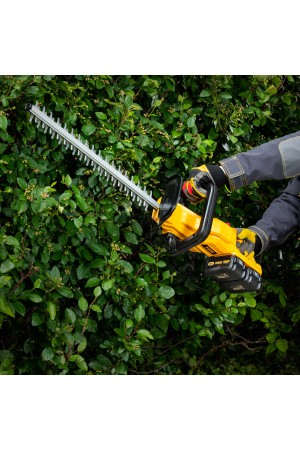 Кусторез аккумуляторный RBC510-36, Li-ion, 36 В, 4 Ач, нож 510 мм, поворотная ручка Denzel