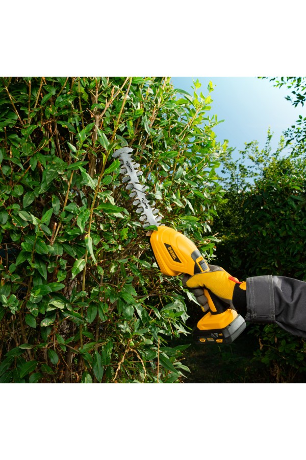 Ножницы-кусторез аккумуляторные  CGS-100, 18В Li-Ion Denzel