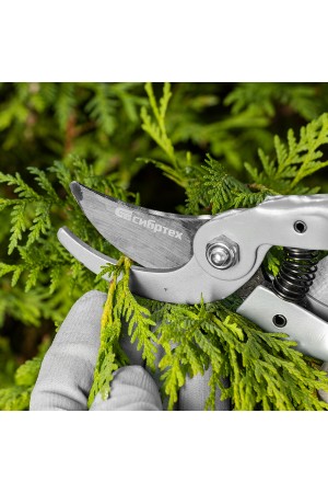 Секатор прямого реза, 225 мм, металлические рукоятки, нижняя в ПВХ-оболочке Сибртех