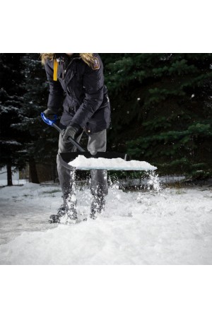 Лопата для уборки снега пластиковая, 460 х 335 х 1300 мм, металлопластиковый черенок, Palisad