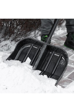 Лопата для уборки снега, поликарбонат, 460х400х1370 мм, стальной черенок, BASE// Palisad