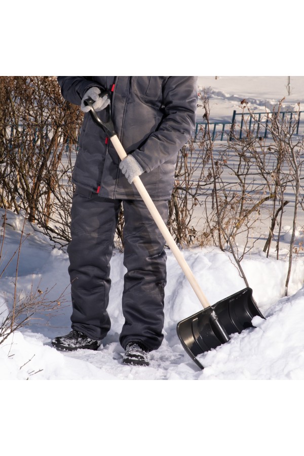 Лопата для уборки снега пластиковая, 470х350х1410 мм, деревянный черенок, Сибртех