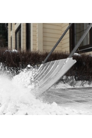 Движок для уборки снега оцинкованный, 735x385x1120 мм, стальная рукоятка, Россия Сибртех