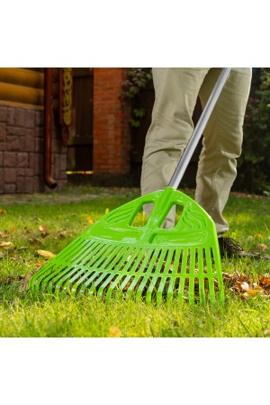 Грабли веерные пластиковые, 495 х 1680 мм, 23 плоских зуба, алюминиевый черенок, Россия, Palisad
