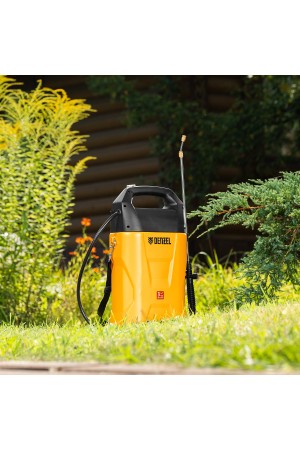 Опрыскиватель аккумуляторный D-8LI, 8 л, 12 В, 2 Ач Denzel