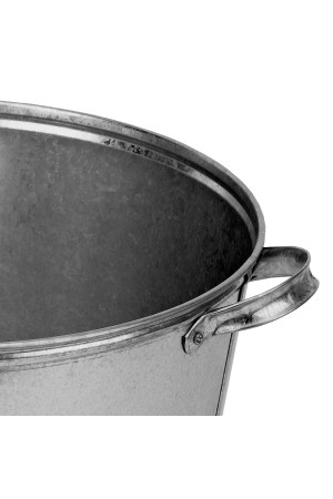 Бак для воды оцинкованный с крышкой (крышка с ручкой) 20 л, без крана Россия