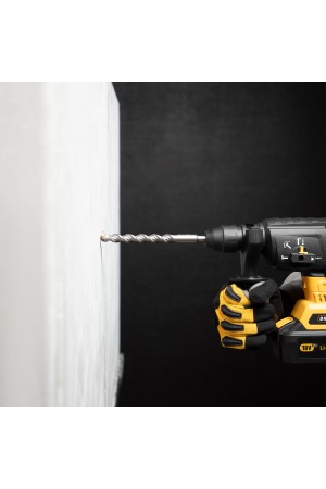 Бур по бетону, двойная спираль, три пылеотводящие кромки, 12 x 210 мм DENZEL