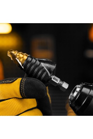 Сверло ступенчатое, 9-12-15-18-21-24-27-30-33-36 мм, Р6М5, 6-гр. хвостовик Denzel