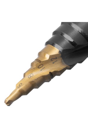 Сверло ступенчатое, 4-6-8-10-12-14-16-18-20-22-24-26-28-30-32 мм, Р6М5, 6-гр. хвостовик Denzel