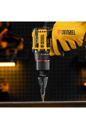 Сверло ступенчатое, 4-6-8-10-12-14-16-18-20-22-24-26-28-30-32 мм, Р6М5, 6-гр. хвостовик Denzel