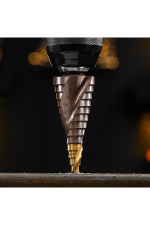 Сверло ступенчатое, 6-8-10-12-14-16-18-20-22-24-26-28-30мм, Р6М5К5, 6-гр. хвостовик Denzel