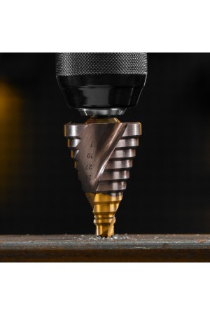 Сверло ступенчатое, 9-12-15-18-21-24-27-30-33-36 мм, Р6М5К5, 6-гр. хвостовик Denzel