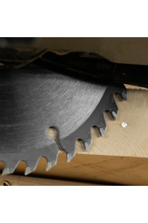 Пильный диск по дереву с гвоздями, ф185 х 20 мм, 40 зубов Denzel