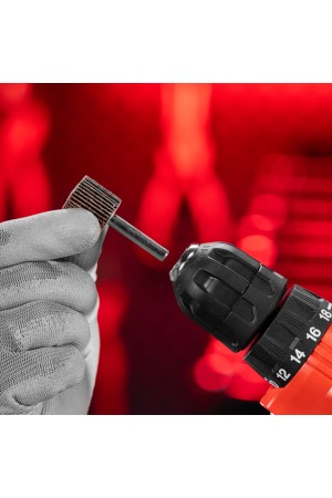 Круг лепестковый для дрели, 20 х 20 х 6 мм, P 80 Matrix