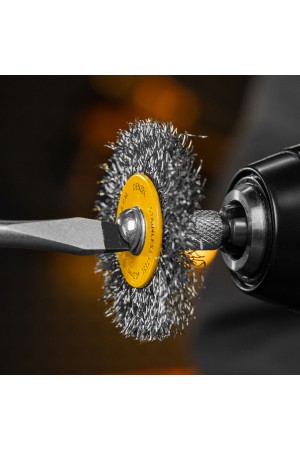 Набор щеток для дрели, 5 Плоских 25-38-50-63-75 мм, шпилька, нерж. вит. проволока Denzel