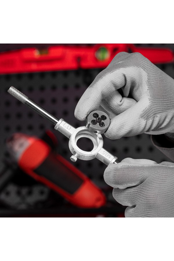 Набор метчиков и плашек М2-М18, 110 шт, металлический кейс Matrix