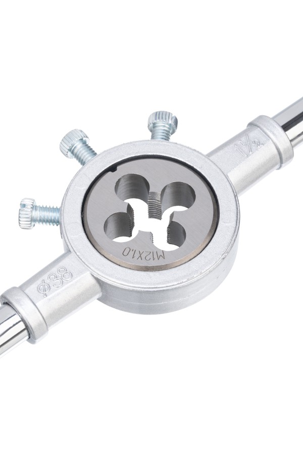 Набор метчиков и плашек М2-М18, 110 шт, металлический кейс Matrix