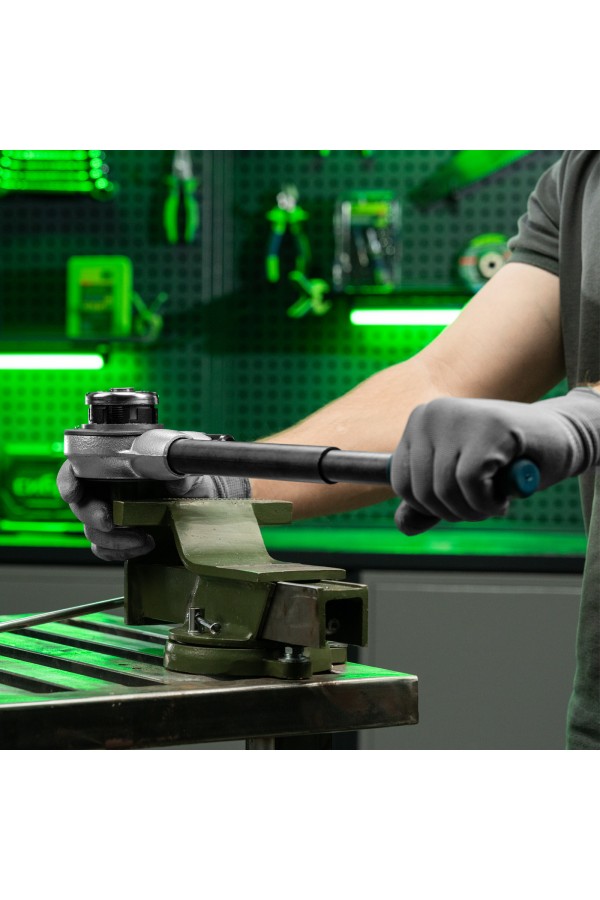 Трещотка для клуппов с удлинителем Сибртех