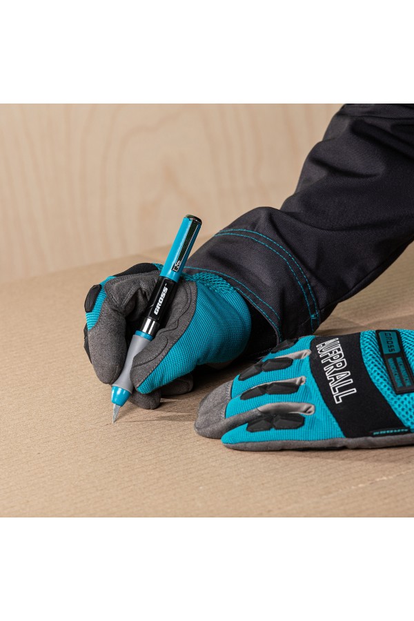 Нож для дизайна, выдвижное перовое лезвие, двухкомпонентная рукоятка, металлическая клипса для фиксации, 150 мм, 2 запасных лезвия Gross