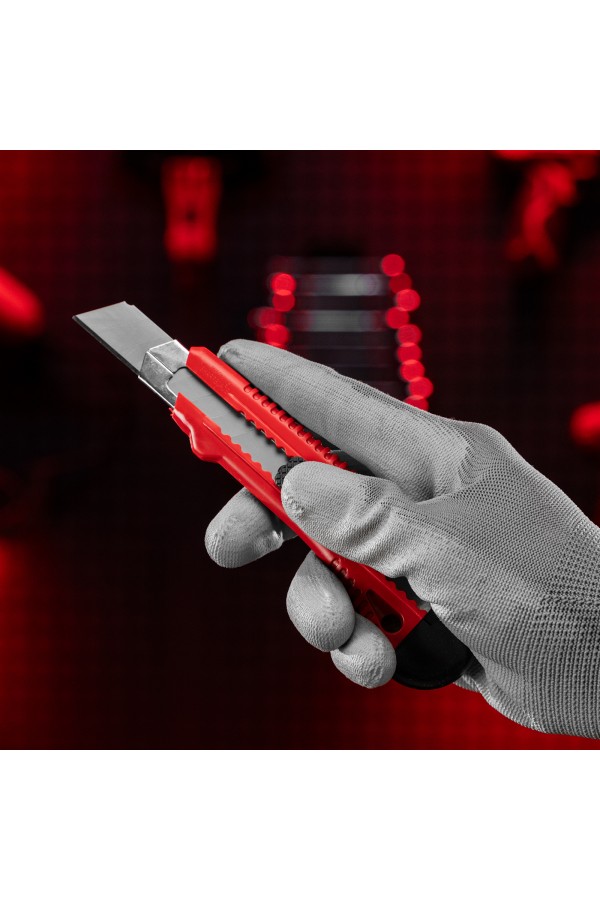 Нож, 18 мм, выдвижное лезвие, металлическая направляющая Matrix