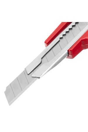 Нож, 9 мм, выдвижное лезвие, металлическая направляющая, эргономичная двухкомпонентная рукоятка Matrix