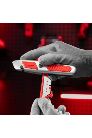 Нож, 19 мм, выдвижное трапециевидное лезвие, отделение для лезвий, метал. корпус Matrix