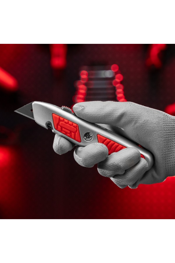 Нож, 19 мм, выдвижное трапециевидное лезвие, отделение для лезвий, метал. корпус Matrix