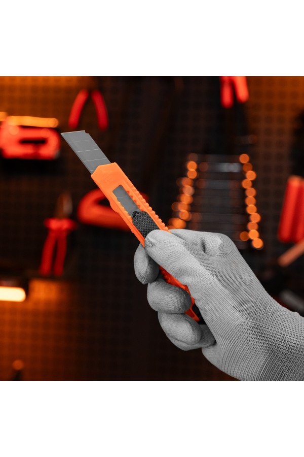 Нож, 18 мм, выдвижное лезвие Sparta