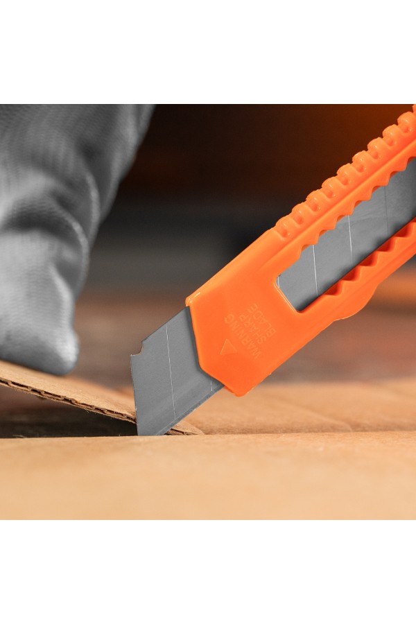 Нож, 18 мм, выдвижное лезвие Sparta