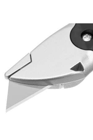 Нож для напольных покрытий и мягкой кровли Matrix