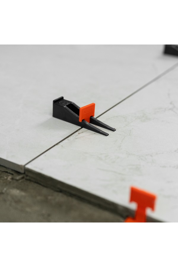 Система выравнивания плитки (СВП) комплект: зажимы, клинья (50/50 шт) упаковка ведро Сибртех