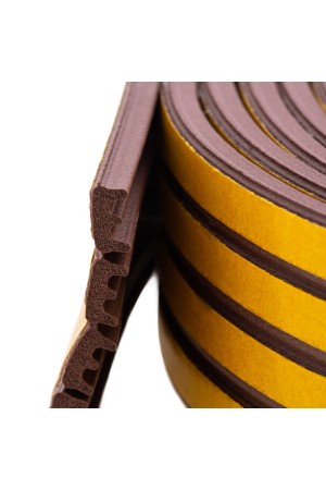 Уплотнитель резиновый, 12 м, профиль 