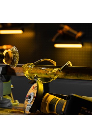 Очки защитные открытые, поликарбонатные, увеличенная желтая линза, регулируемые дужки Denzel