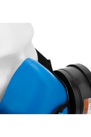 Полумаска изолирующая Исток-300/400 со сменными комбинированными фильтрами А1Р1 Россия