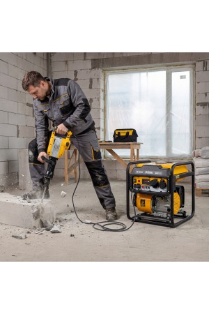 Генератор инверторный GK-3800iF, 3,8 кВт, 230 В, ручной старт DENZEL