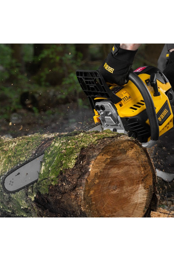 Пила цепная бензиновая DS-4516, шина 40 см, 45 см3, 2,5 л.с, шаг 0,325, паз 1,5 мм, 64 звена Denzel