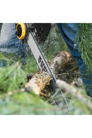 Пила цепная электрическая EDS-2200, 2.2 кВт,продольная, шина 45 см, шаг 3/8, паз 1.3 мм, 62 звена Denzel