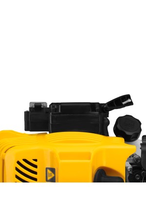 Триммер бензиновый DT-52E, 52 см3, неразъемная штанга, электростартер, состоит из 2 частей Denzel