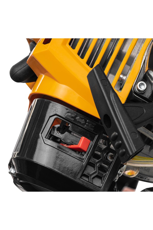 Триммер бензиновый DTS-43S, 43 см3, разъемная штанга, состоит из 2 частей Denzel