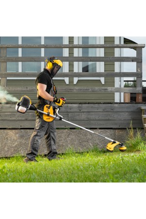 Триммер бензиновый DT 52, 52 см3, 3 л. с, неразъемная штанга, состоит из 2 частей Denzel